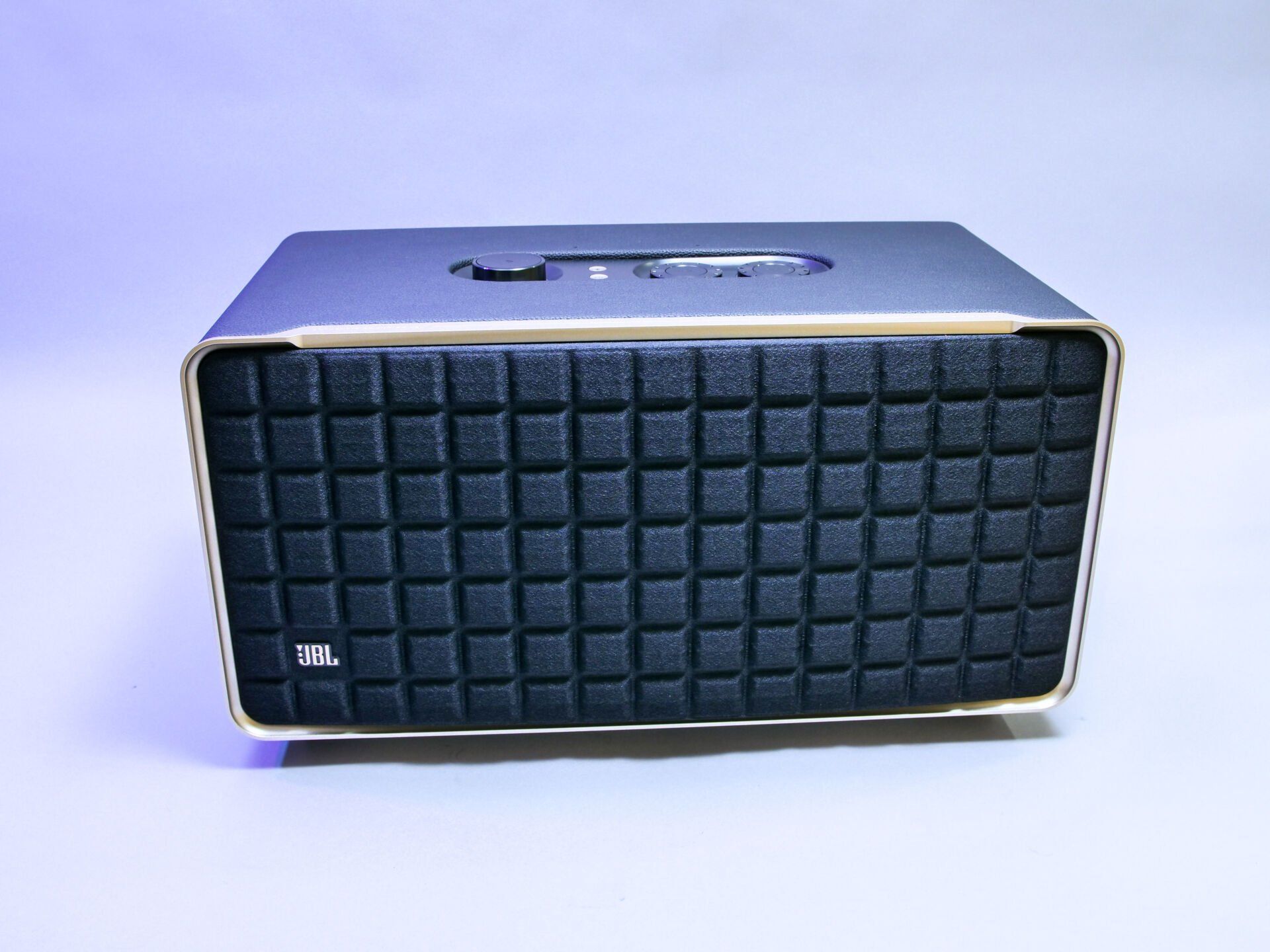 JBL Authentics 500